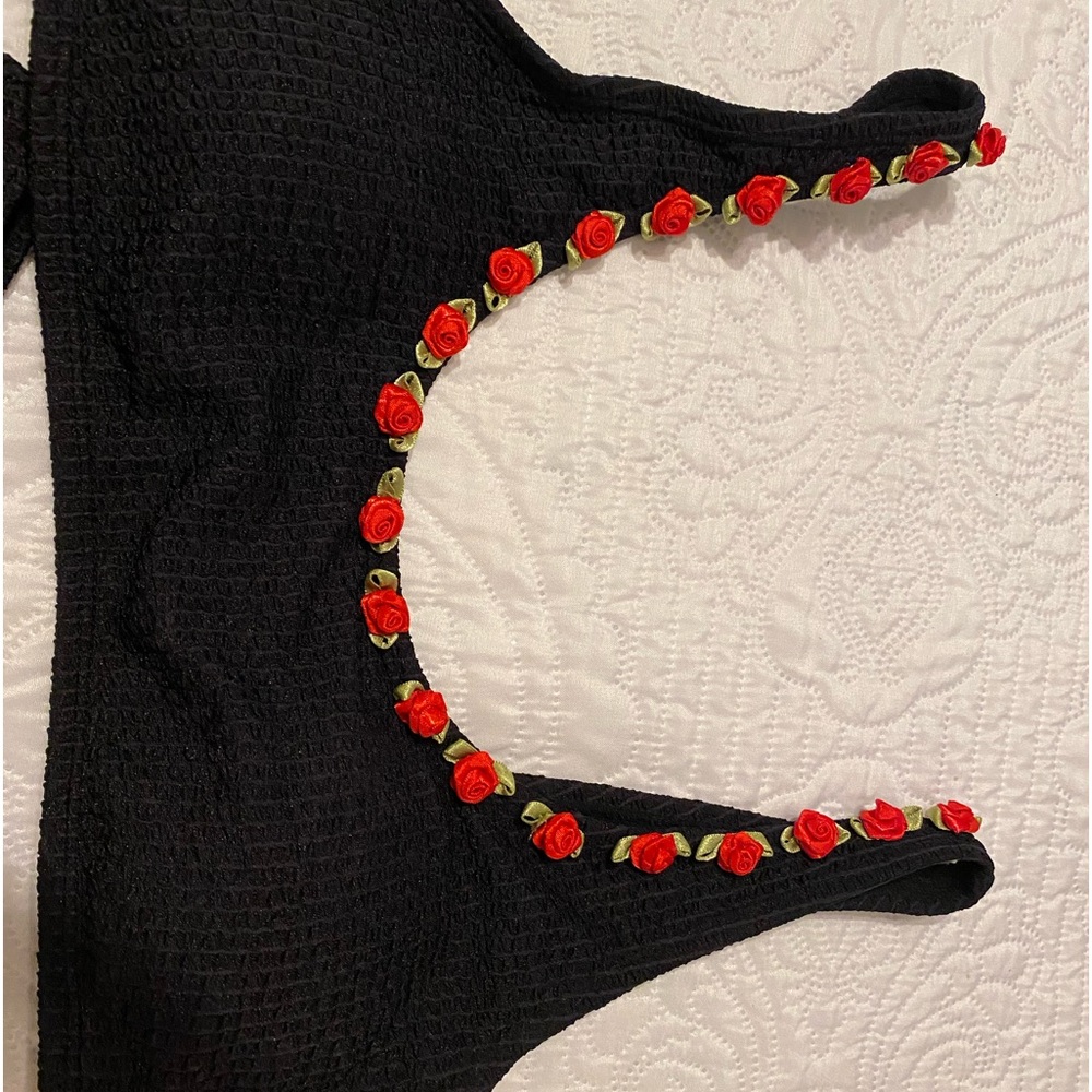 Betsy Johnson 2 piece swimsuit